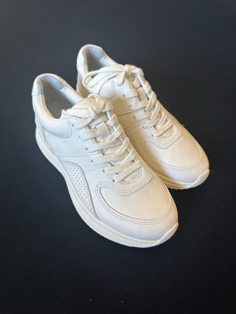 Everlane the trainer Off-White Leather Men's Sneakers men’s 4 NWT